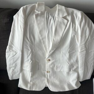 White oversized fall blazer